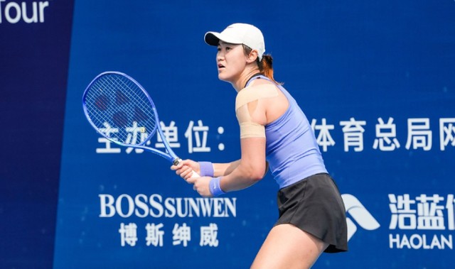 官方网站-2-0夺11连胜！中国女网25岁1米82王牌复出不败：力挫全运会冠军|王曦雨|朱琳|郑钦文|王欣瑜|女单_新浪体育_新浪新闻