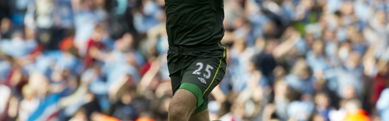 网页版登录-乔·哈特：多纳鲁马全速出击认为自己在禁区外，他本应用手扑球